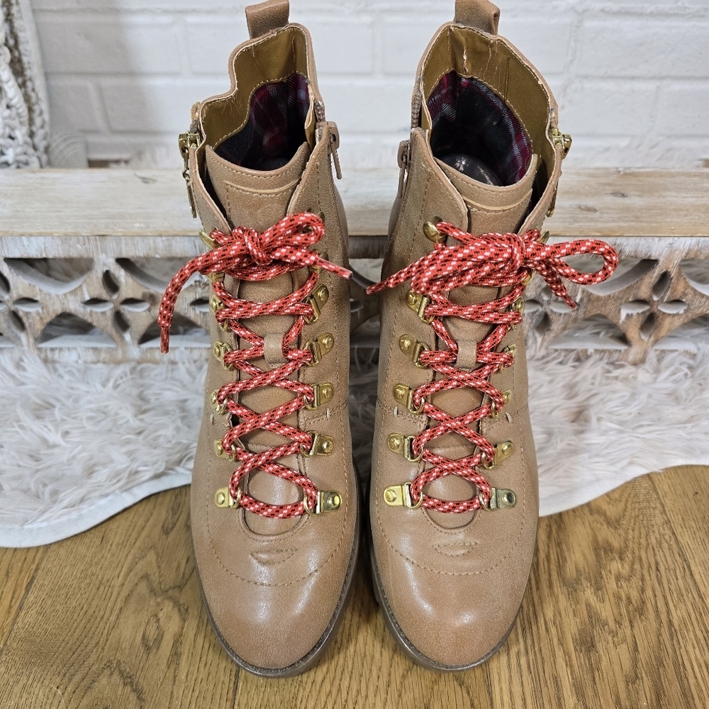 Guess Tan Lace Up Combat Boots with Red Laces Size 9.5 - Picture 6 of 10